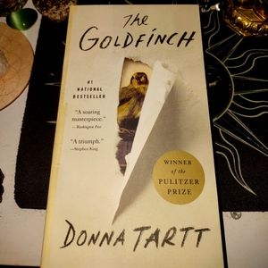 "The Goldfinch" book